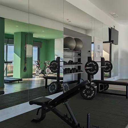 Sunset Cliffs Lovely * בנידורם