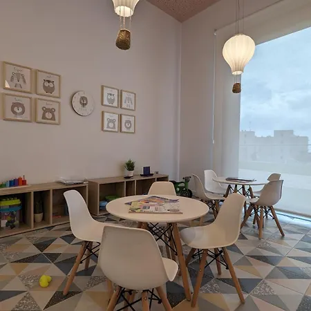 Sunset Cliffs Lovely בנידורם